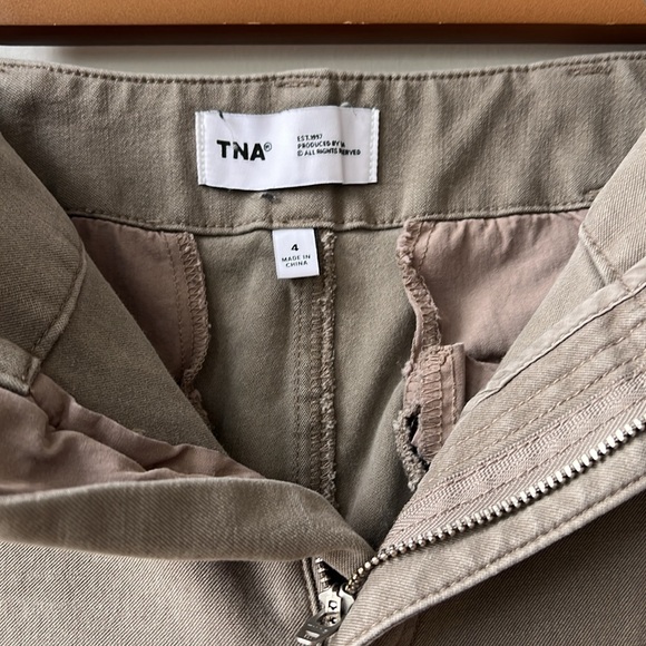 Aritzia TNA Pants - Picture 6 of 7